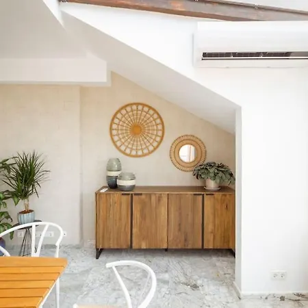 Apartment Bright Nordic Style Penthouse In Beachside *