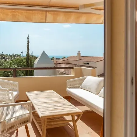 Bright Nordic Style Penthouse In Beachside Marbella