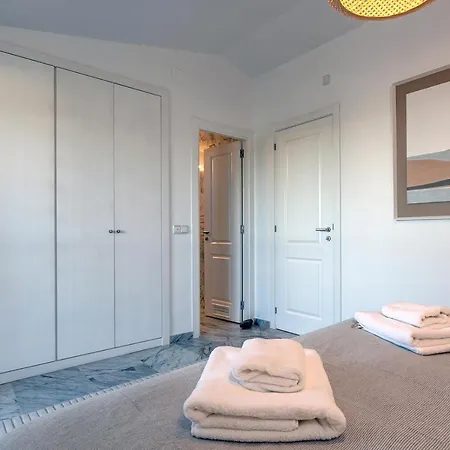 Bright Nordic Style Penthouse In Beachside Marbella