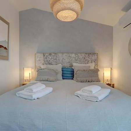 Apartment Bright Nordic Style Penthouse In Beachside *