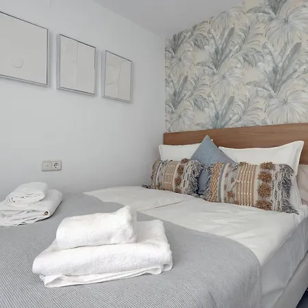 Apartment Bright Nordic Style Penthouse In Beachside