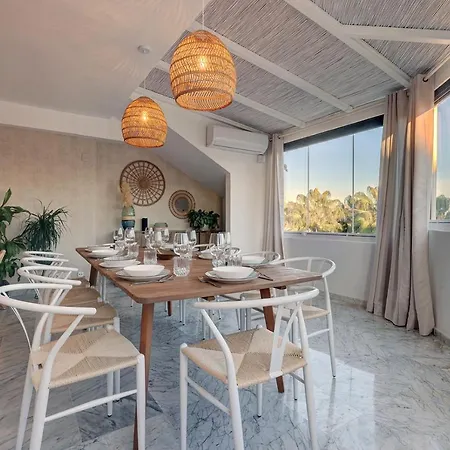 Apartment Bright Nordic Style Penthouse In Beachside *