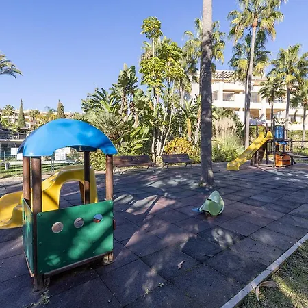 Apartment Bright Nordic Style Penthouse In Beachside *
